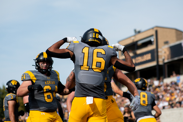 Football Starts Out-Of-Conference Play With a Bang